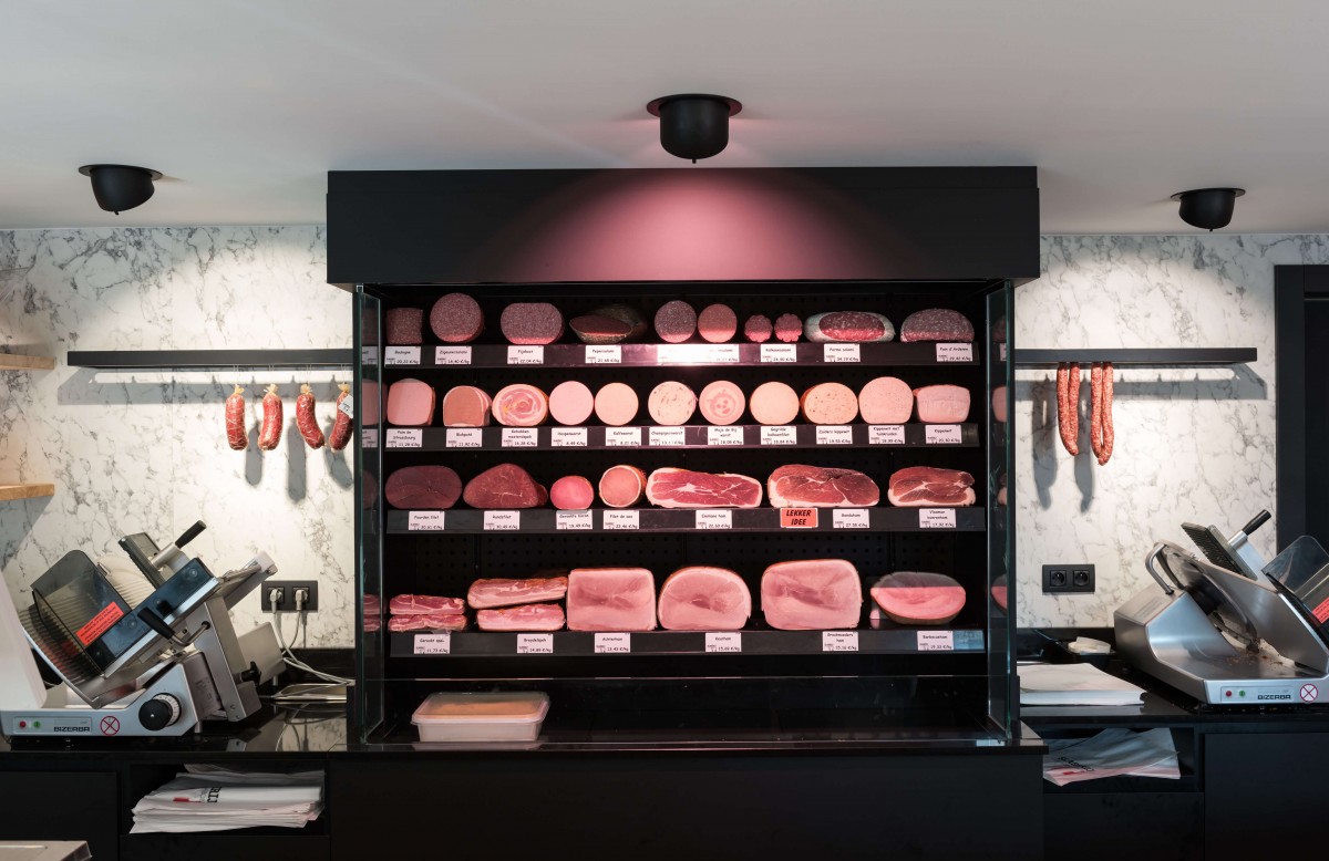 Toonbank met charcuterie